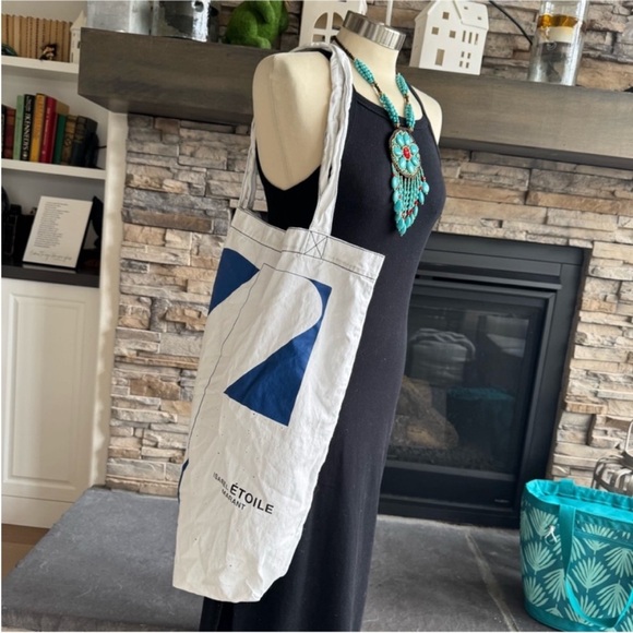 Isabel Marant White Tote with Blue Accents - Picture 1 of 15